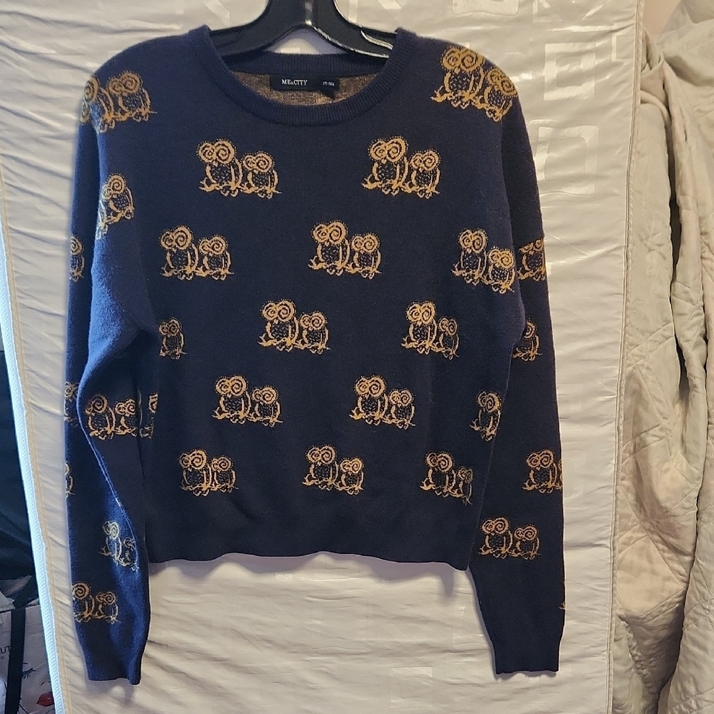 Me & City  Navy and Gold Owl  Knit Wool Blend   Women's Sweater sz M